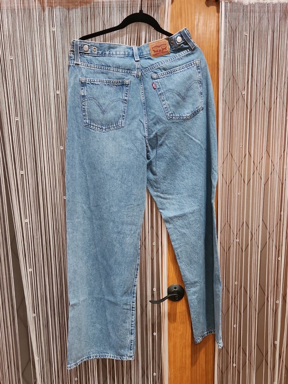 Levi's Light Blue Straight Leg Women's Jeans